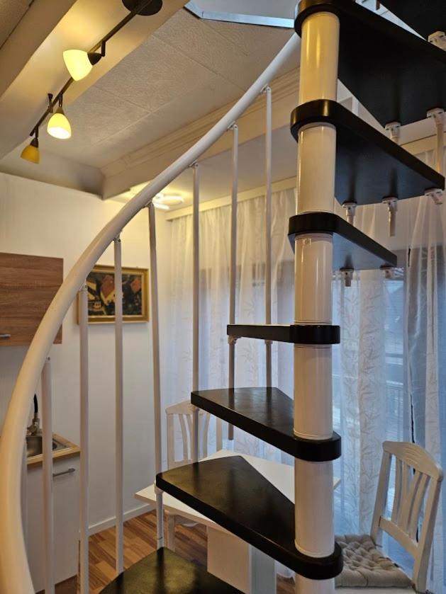 Pension Donaublick Grein 2 In Stifterstrasse19. Διαμέρισμα Εξωτερικό φωτογραφία