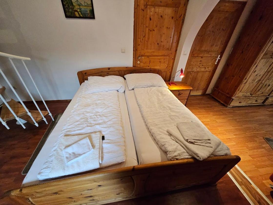 Pension Donaublick Grein 2 In Stifterstrasse19. Διαμέρισμα Εξωτερικό φωτογραφία