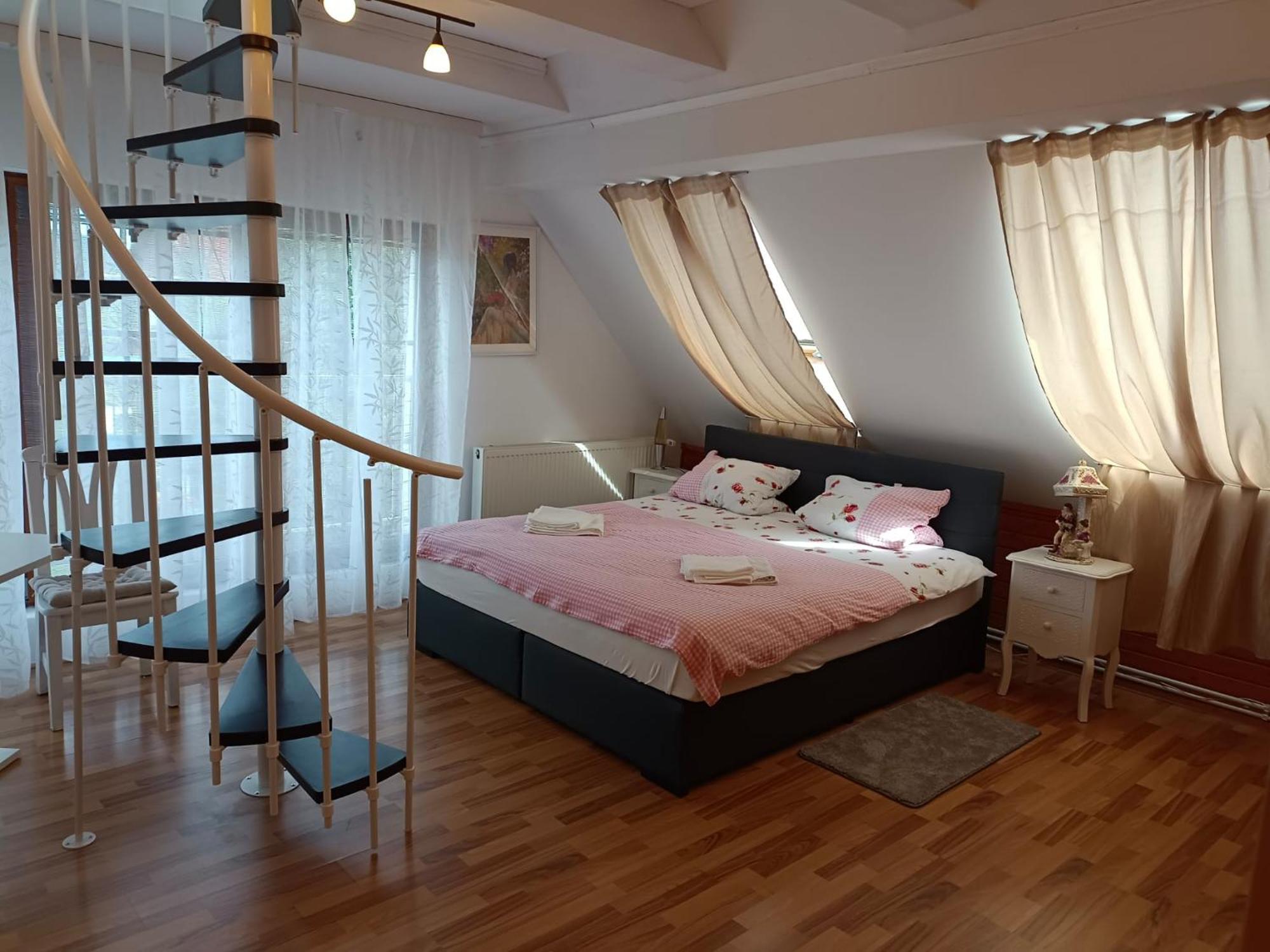 Pension Donaublick Grein 2 In Stifterstrasse19. Διαμέρισμα Εξωτερικό φωτογραφία
